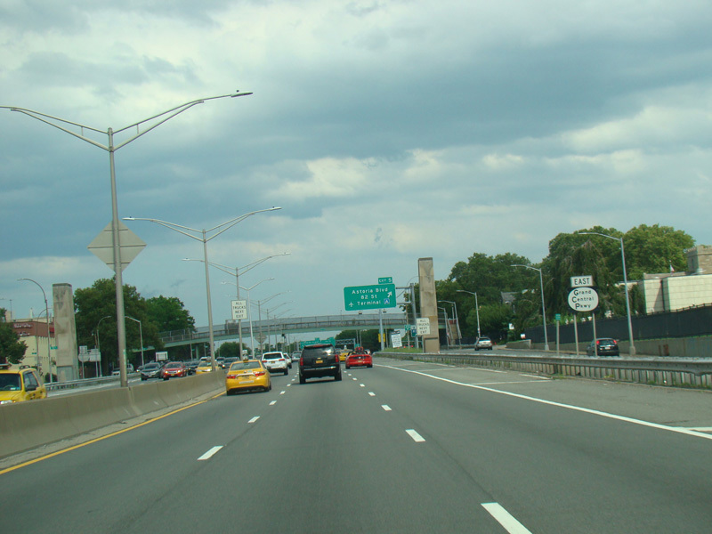 East Coast Roads - Grand Central Parkway - Ramp Views